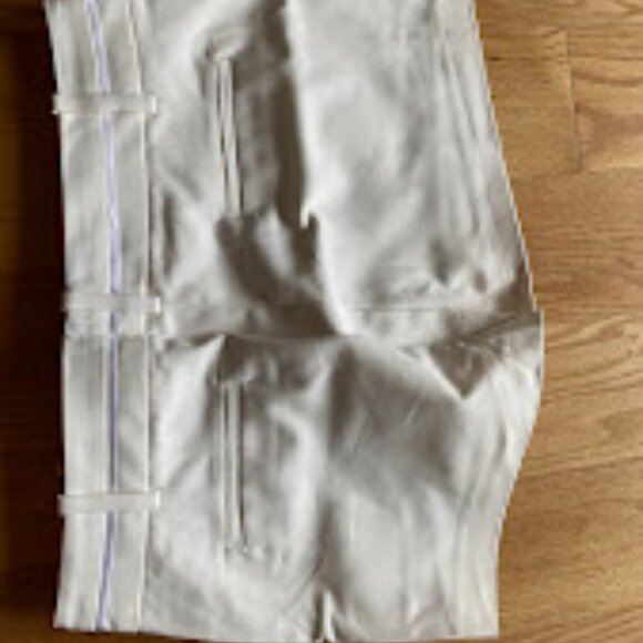 Short Guess by Marciano - Picture 3 of 3